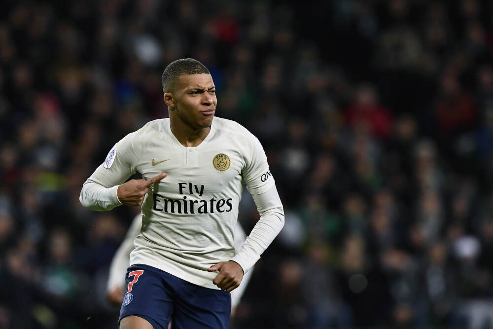 和讯投顾郑镇华：晚间三大利好解读，增量资金来了！